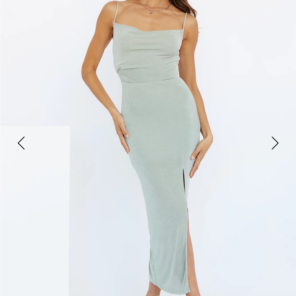 NWT Sage What’s Happening Midi Dress